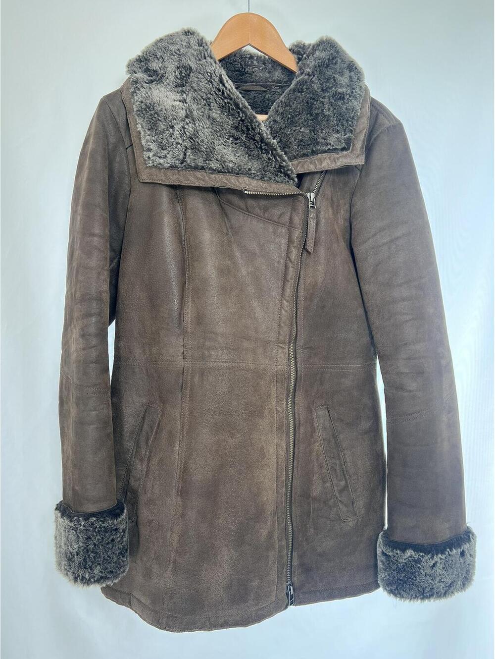 Danier Genuine LeatherAsymmetrical Zip Coat Faux Shearling Women's Medium
